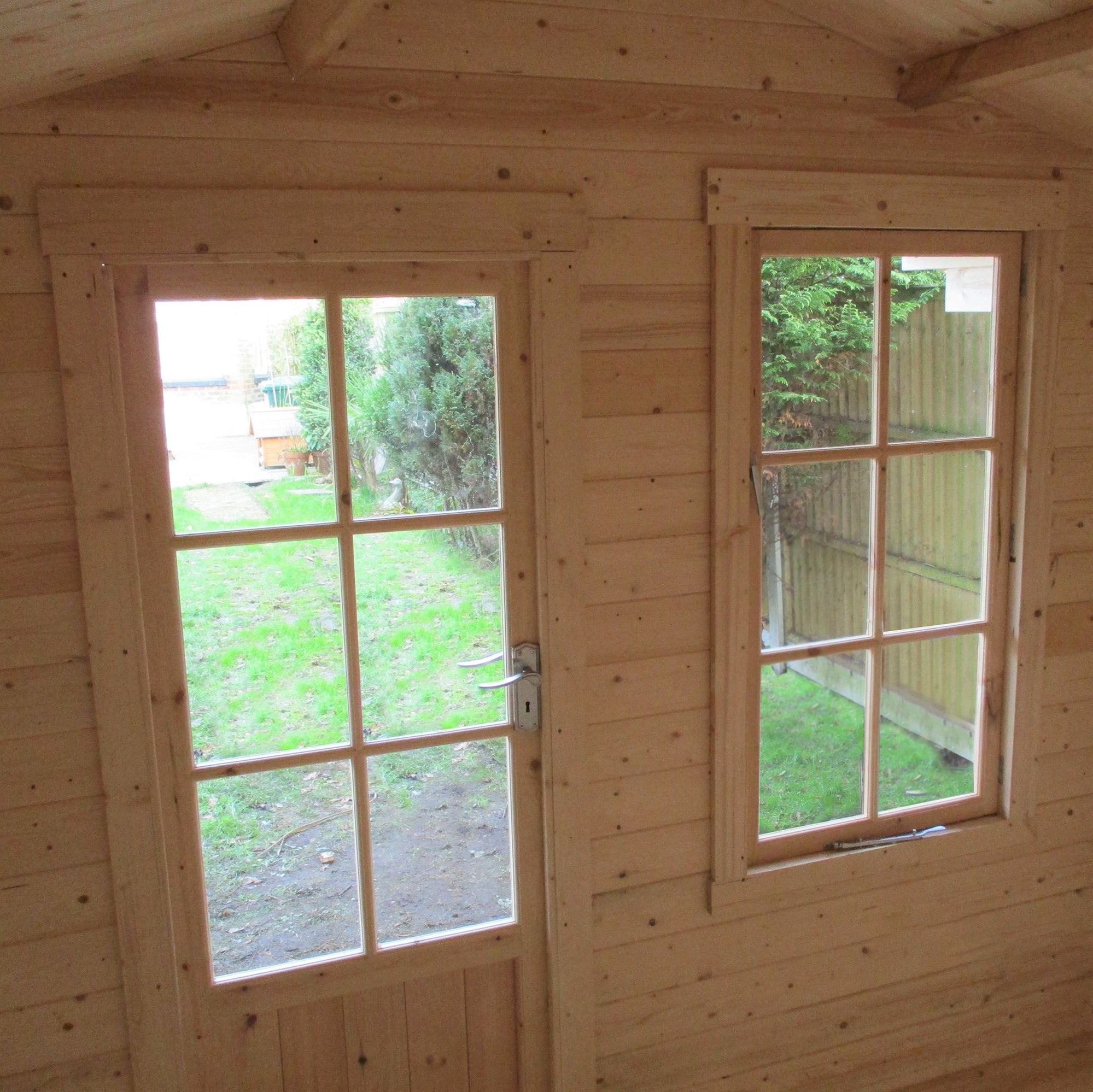 Shire Maulden With Verandah 19mm Log Cabin 8x8