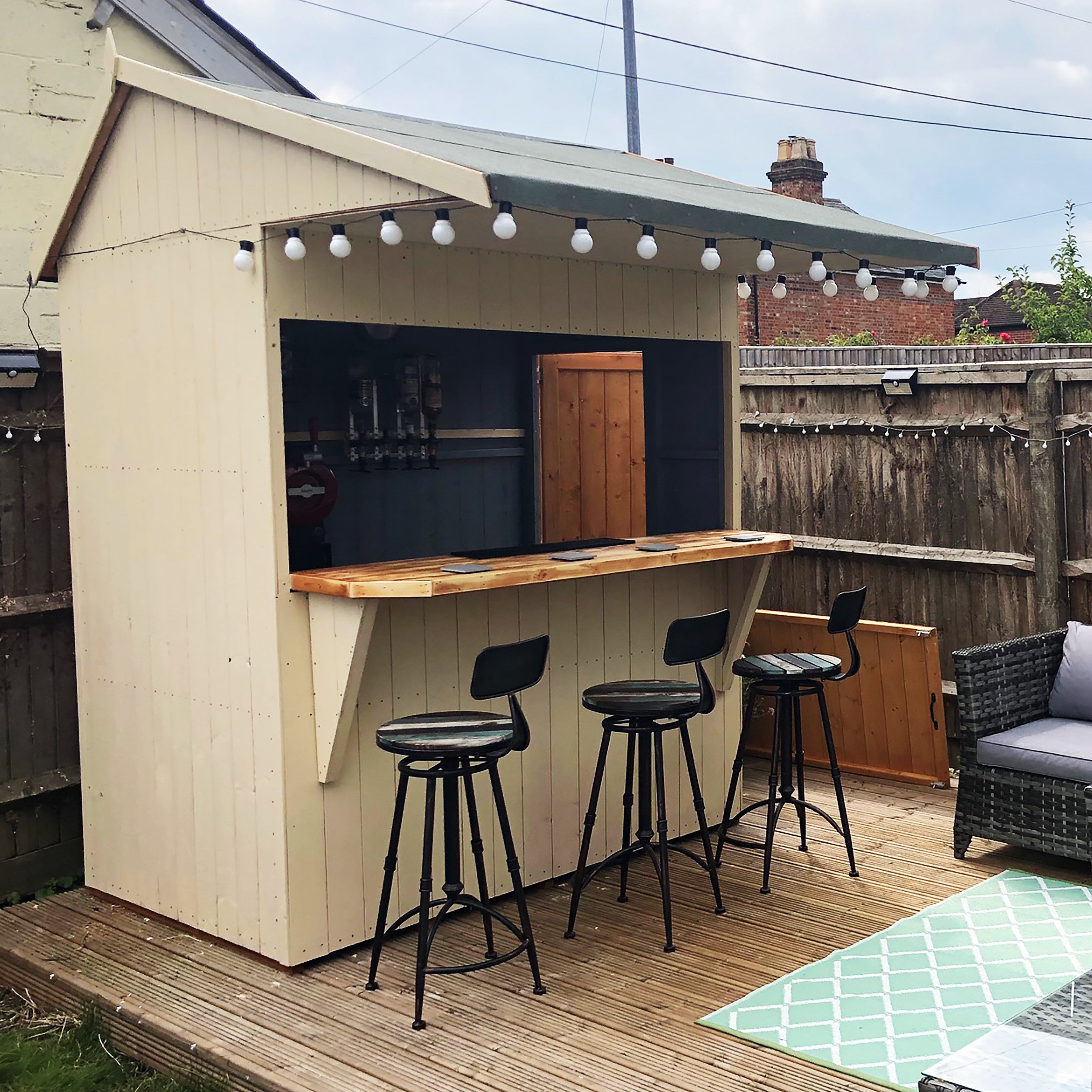 Shire Garden Bar Apex Roof 6x4 - Garden Life Stores. 