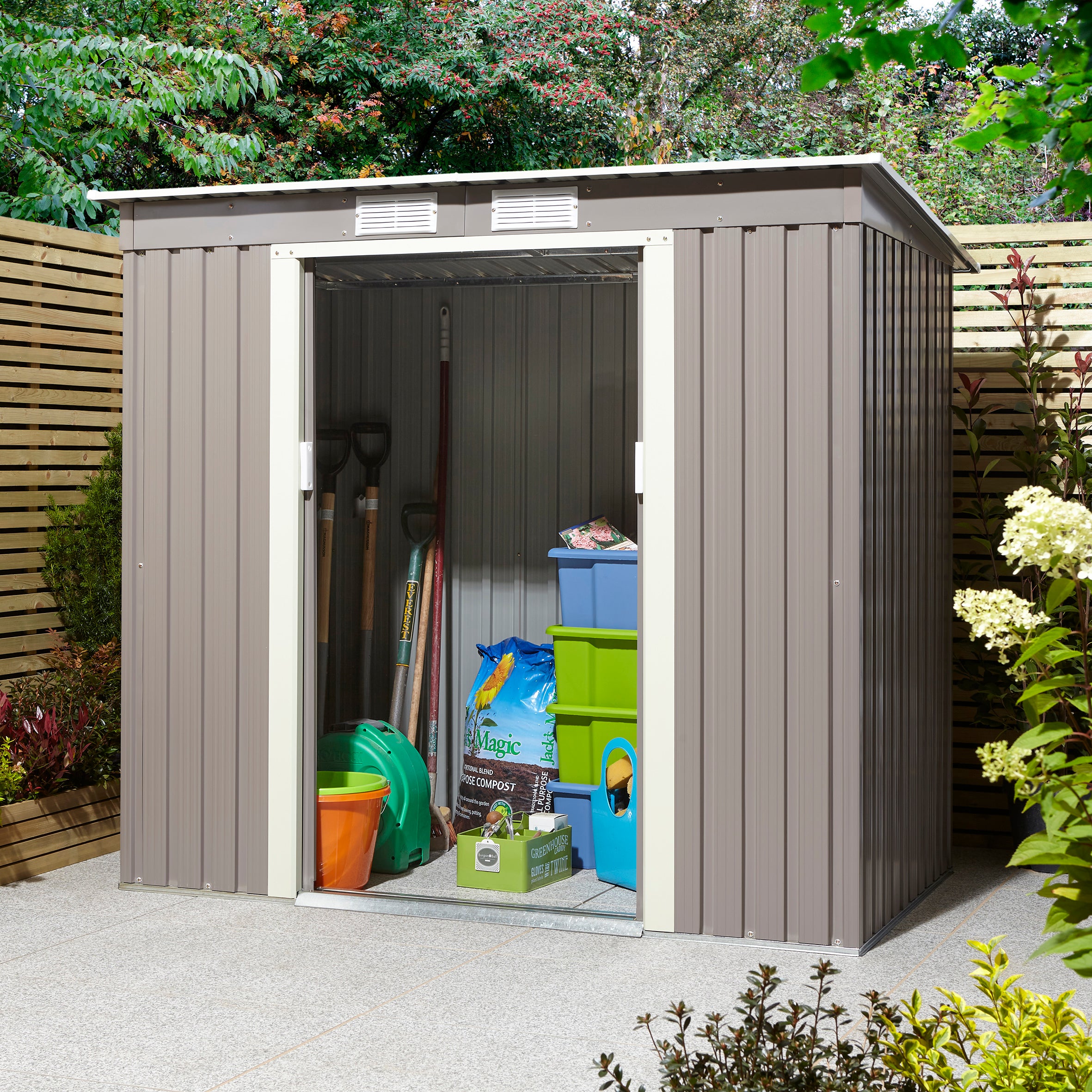 Rowlinson 6×4 Trentvale Metal Pent Shed – Light Grey